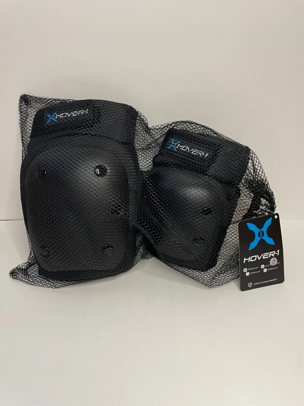 NWT HOVER-1 Black Protective Knee. Elbow & Wrist Pads Set - Picture 1 of 4
